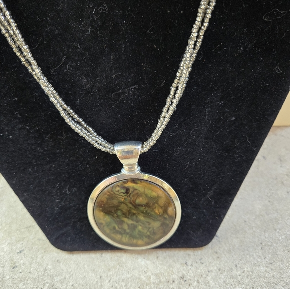 Lrg Round Abalone Pendant Statement Silver Tone Chain - Picture 2 of 8